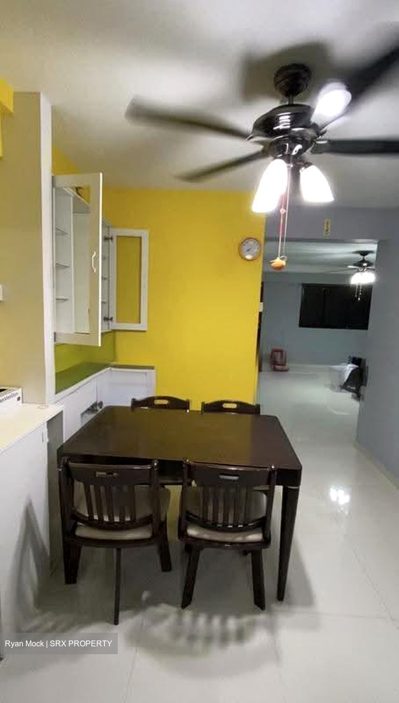 Blk 715 Vista 18 (Clementi), HDB 4 Rooms #627730451